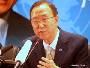 Ban Ki-moon, Secrétaire Général de l’Onu le 22/05/2013 à Kinshasa, lors d’une conférence de presse. Radio Okapi/Ph. John Bompengo